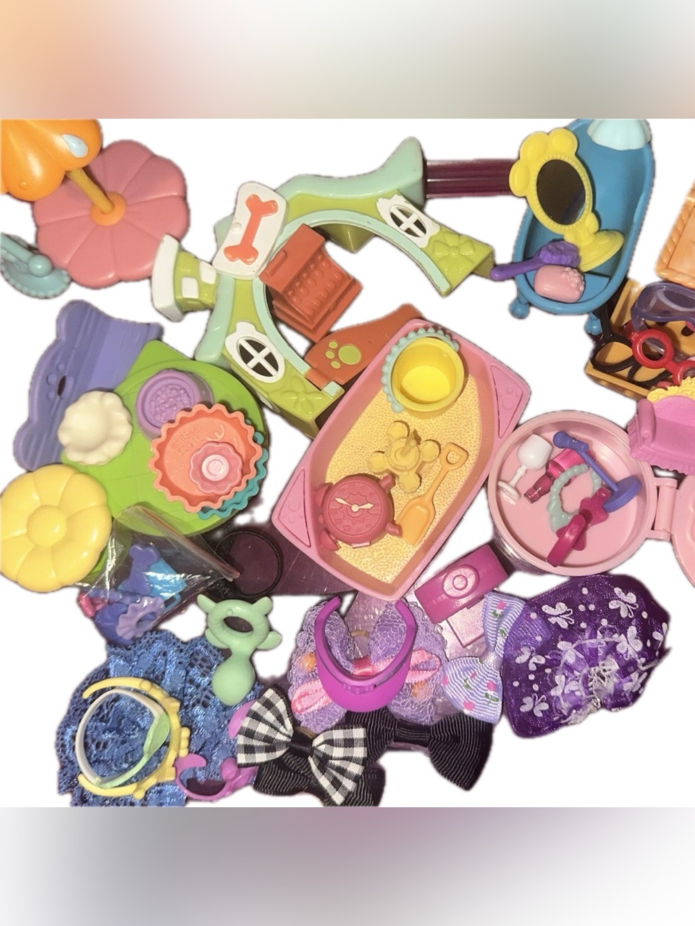 LPS accessories